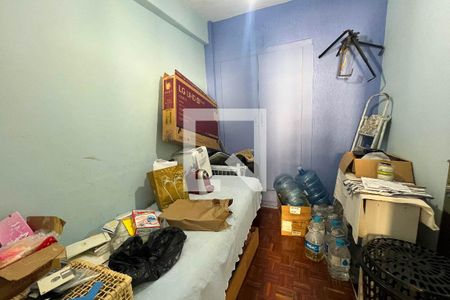 Apartamento à venda com 184m², 4 quartos e 2 vagasQuarto 