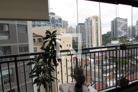 Apartamento para alugar com 62m², 2 quartos e 1 vagaVaranda