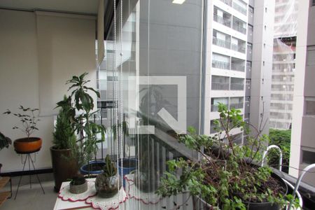 Apartamento para alugar com 62m², 2 quartos e 1 vagaVaranda