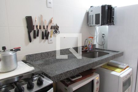 Apartamento para alugar com 62m², 2 quartos e 1 vagaCozinha