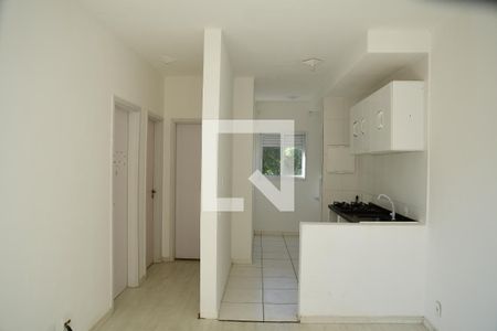 Sala de apartamento para alugar com 2 quartos, 48m² em Jardim Maria Tereza, Cotia