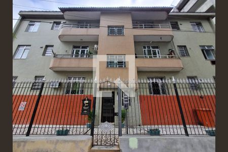 Apartamento à venda com 76m², 2 quartos e sem vagaFachada