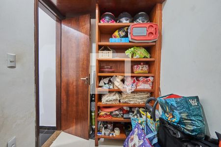 Apartamento à venda com 76m², 2 quartos e sem vagaQuarto de Serviço