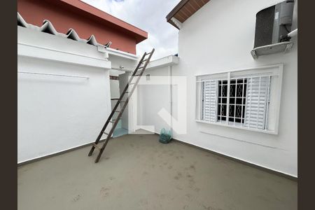 Casa à venda com 92m², 2 quartos e 2 vagasQuintal