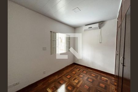 Casa à venda com 92m², 2 quartos e 2 vagasQuarto 1