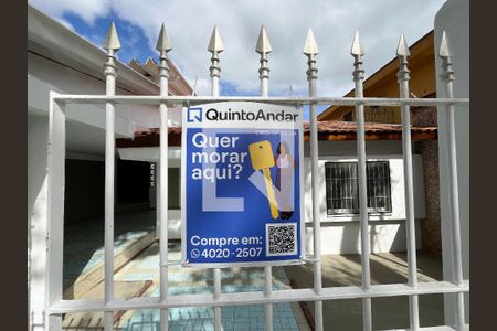 Casa à venda com 92m², 2 quartos e 2 vagasPlaquinha