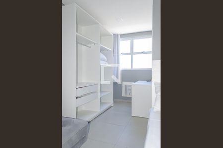 Sala / Quarto / Cozinha de apartamento para alugar com 1 quarto, 35m² em Centro, Florianópolis