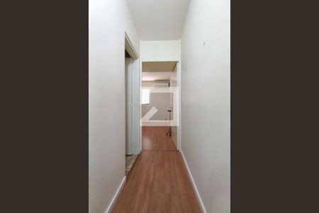 Corredor de casa de condomínio para alugar com 3 quartos, 80m² em Jd Maria Eugenia, Campinas