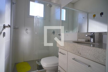 Banheiro de apartamento para alugar com 1 quarto, 78m² em Rio Tavares, Florianópolis