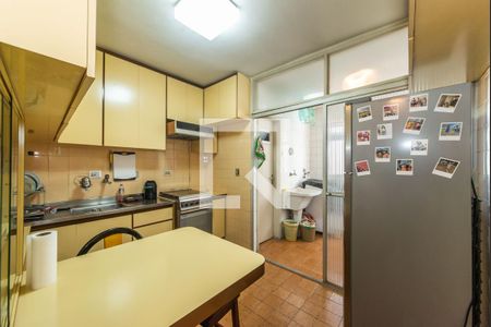 Apartamento à venda com 111m², 2 quartos e 1 vagaCozinha