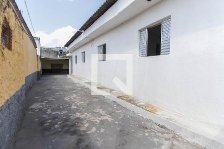 Casa à venda com 158m², 2 quartos e 4 vagasGaragem - Quintal