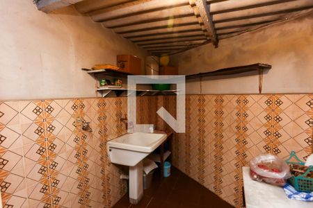 Casa à venda com 170m², 3 quartos e 4 vagasquintal lavadeira