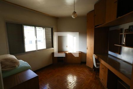 Casa à venda com 170m², 3 quartos e 4 vagasquarto 1