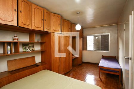 Casa à venda com 170m², 3 quartos e 4 vagasquarto 2