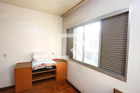 Casa à venda com 170m², 3 quartos e 4 vagasquarto 1