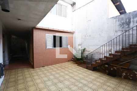 Casa à venda com 170m², 3 quartos e 4 vagasquintal lavadeira