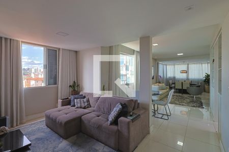 Sala de apartamento à venda com 4 quartos, 140m² em Cidade Nova, Belo Horizonte