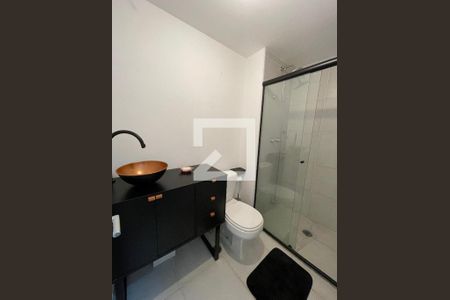 Banheiro 1 de apartamento para alugar com 2 quartos, 59m² em Ferreira, São Paulo