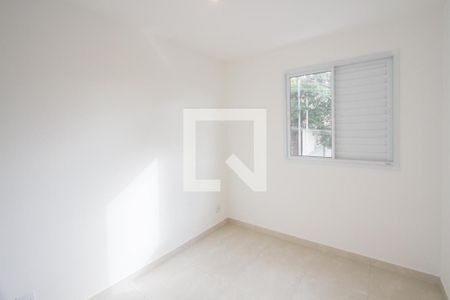 Quarto 1 de apartamento para alugar com 2 quartos, 52m² em Jardim Monte Azul, São Paulo