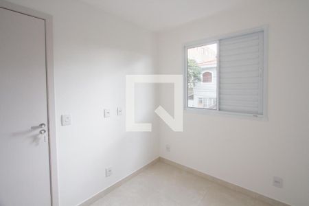 Quarto 2 de apartamento para alugar com 2 quartos, 52m² em Jardim Monte Azul, São Paulo