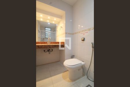 Banheiro social de apartamento para alugar com 1 quarto, 45m² em Ipanema, Rio de Janeiro