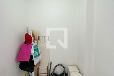 Apartamento à venda com 69m², 2 quartos e 1 vagaQuarto de Serviço