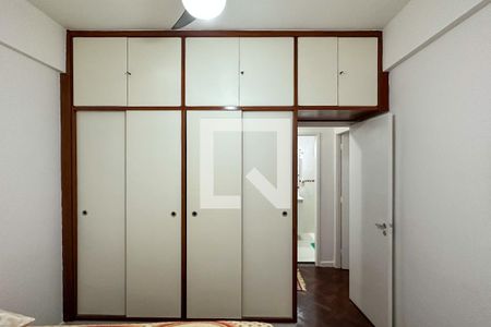 Apartamento à venda com 69m², 2 quartos e 1 vagaQuarto 02