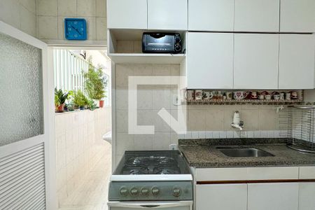 Apartamento à venda com 69m², 2 quartos e 1 vagaCozinha