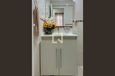 Apartamento à venda com 69m², 2 quartos e 1 vagaBanheiro Social