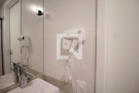 Studio para alugar com 28m², 1 quarto e sem vaga Studio para alugar com 28m², 1 quarto e sem vagaBanheiro da Suíte