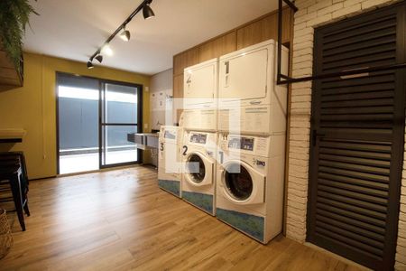 Studio para alugar com 28m², 1 quarto e sem vaga Studio para alugar com 28m², 1 quarto e sem vagaLavanderia