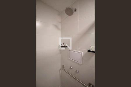 Studio para alugar com 28m², 1 quarto e sem vaga Studio para alugar com 28m², 1 quarto e sem vagaBanheiro da Suíte