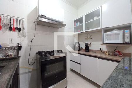 Casa à venda com 120m², 3 quartos e 4 vagasCozinha 