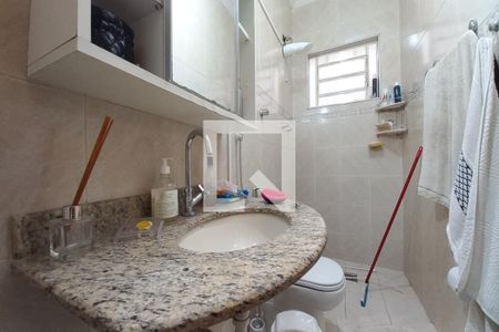 Casa à venda com 120m², 3 quartos e 4 vagasBanheiro