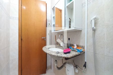 Casa à venda com 120m², 3 quartos e 4 vagasBanheiro