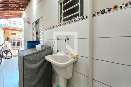 Casa à venda com 120m², 3 quartos e 4 vagasÁrea de Serviço