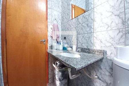 Casa à venda com 120m², 3 quartos e 4 vagasBanheiro da Suíte