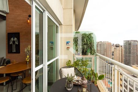 Varanda da Sala de apartamento para alugar com 1 quarto, 50m² em Vila Nova Conceição, São Paulo