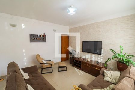 Casa para alugar com 4 quartos, 200m² em Vila Marieta, São Paulo
