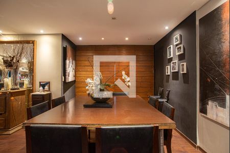 Sala de apartamento à venda com 3 quartos, 180m² em Morro dos Ingleses, São Paulo