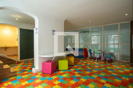 Apartamento à venda com 180m², 3 quartos e 1 vagaÁrea comum - Brinquedoteca