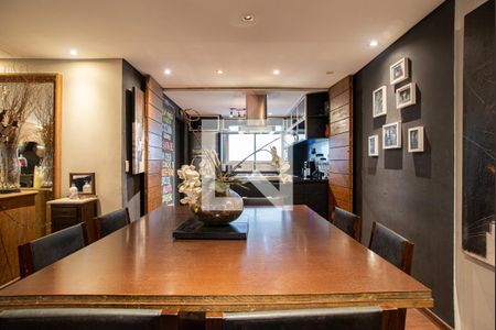 Sala de apartamento à venda com 3 quartos, 180m² em Morro dos Ingleses, São Paulo