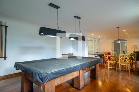 Apartamento à venda com 180m², 3 quartos e 1 vagaÁrea comum - Sala de jogos