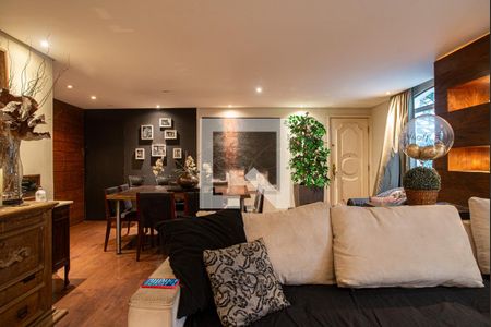 Sala de apartamento à venda com 3 quartos, 180m² em Morro dos Ingleses, São Paulo