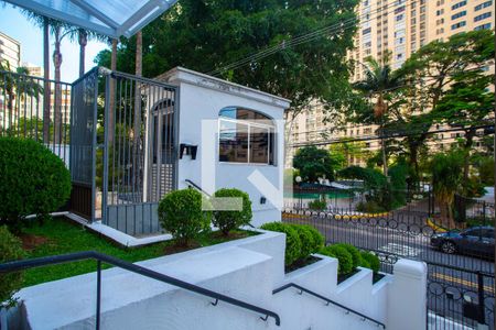 Apartamento à venda com 180m², 3 quartos e 1 vagaÁrea comum - Entrada do condomínio