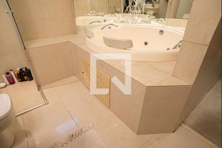 Apartamento à venda com 180m², 3 quartos e 1 vagaBanheiro da Suíte 1