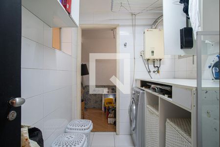 Apartamento à venda com 180m², 3 quartos e 1 vagaÁrea de Serviço