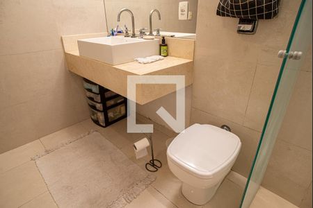 Apartamento à venda com 180m², 3 quartos e 1 vagaBanheiro da Suíte 1