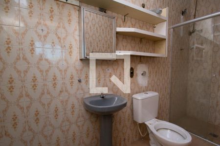 Casa à venda com 300m², 3 quartos e 1 vaga Casa à venda com 300m², 3 quartos e 1 vagaBanheiro da Suíte