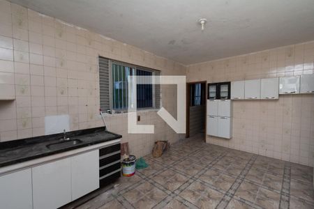 Casa à venda com 300m², 3 quartos e 1 vaga Casa à venda com 300m², 3 quartos e 1 vagaCozinha
